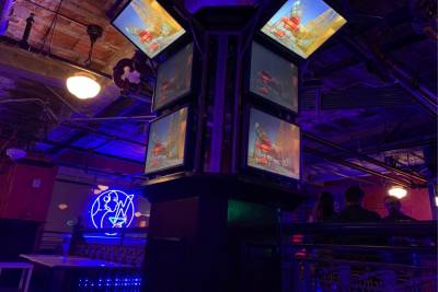 Интерьер Neotropolis Bar