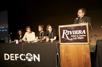 Defcon: компании на ошибках не учатся