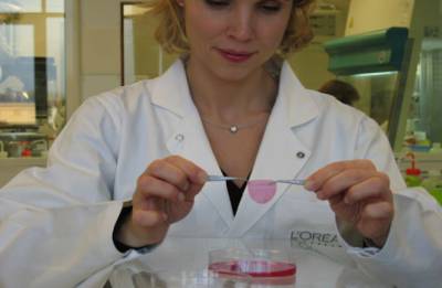 Искусственная человеческая кожа L’Oreal Искусственная человеческая кожа L’Oreal